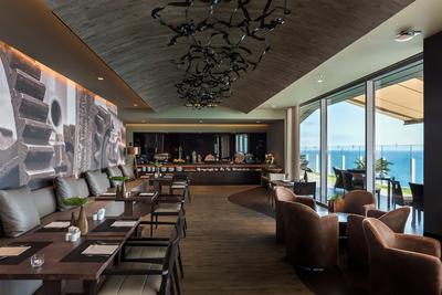 Club Lounge