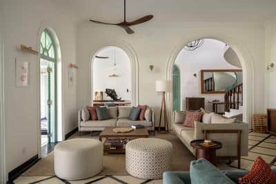 Main House - Lounge