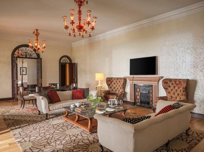 Sir Winston Churchill Suite