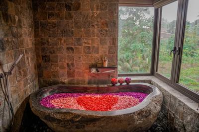 Signature Pool Suite with Meditation Pavilion