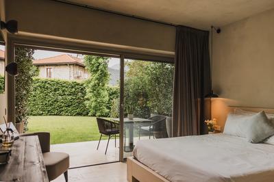Comfort Double Room with Private Garden
