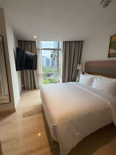 All Access Queen Suite City View