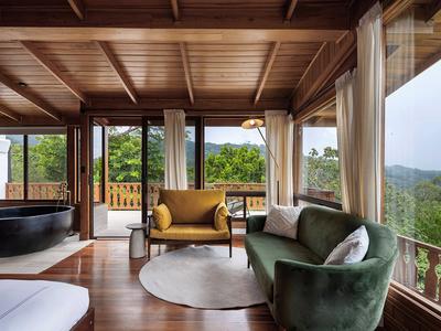 Sunrise Room