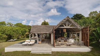 Three Bedroom Pool Beach Villa