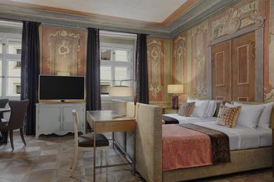 Fresco Suite 1 Bedroom Suite, 1 King, Terrace