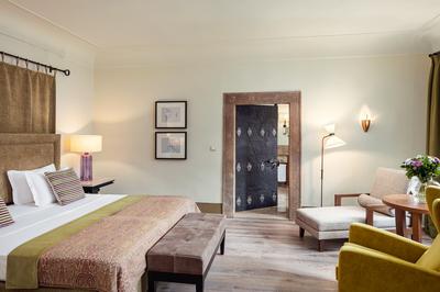Monastery Suite 1 Bedroom Suite, 1 King