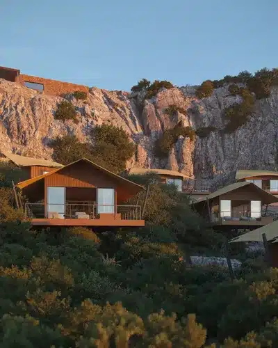 Cliffside Tented Pavilion with Hydrotherapy Mini-pool