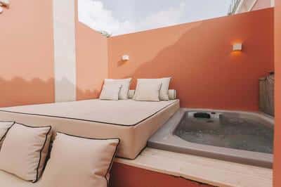 Villa with Jacuzzi