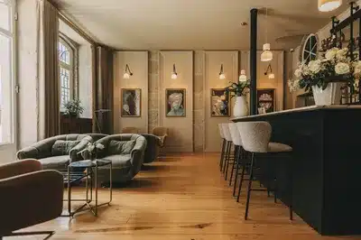 The Court Bar