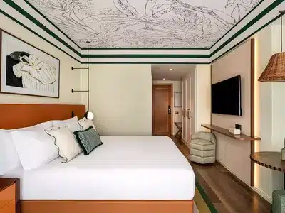 Essential Room