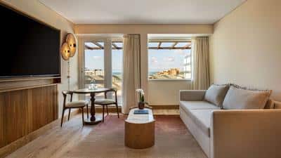 Regency Executive Suite
