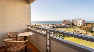 1 King Bed Sea View