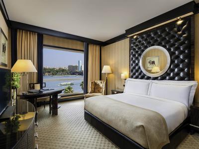 Fairmont King