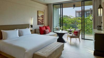 1 King Bed, Forest View, Balcony