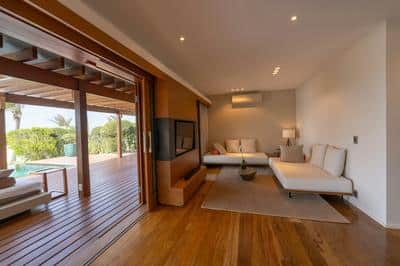 Pool Suite
