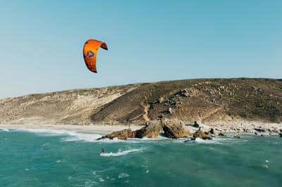 Kitesurfing