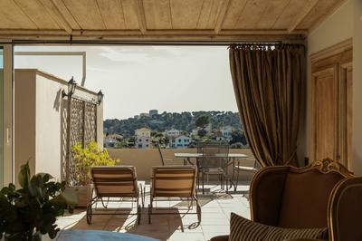 Prestige Suite