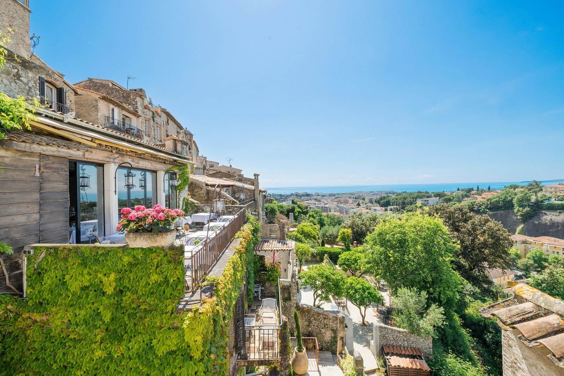 Chateau Le Cagnard