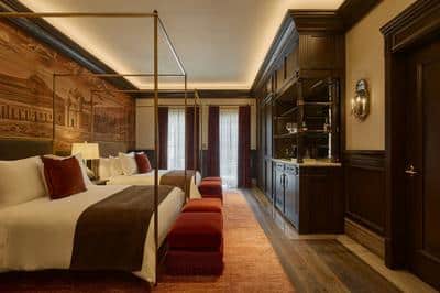 Luxury Suite Double Bed
