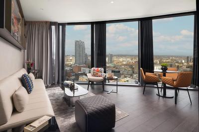 Junior Masterpiece Suite