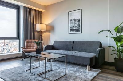 Suite - Panoramic Lake View