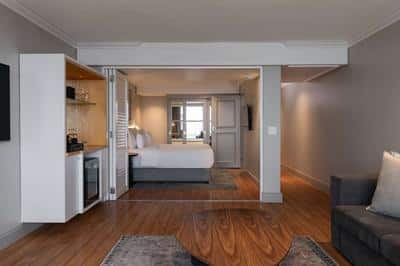 Junior Suite with Balcony - Ocean View