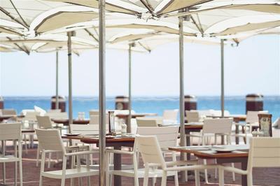 Tobago's Restaurant, Bar and Terrace