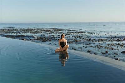 Infinity Pool