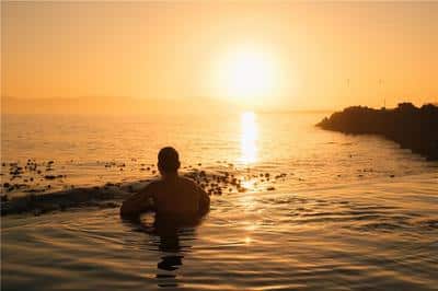 Sunset pool