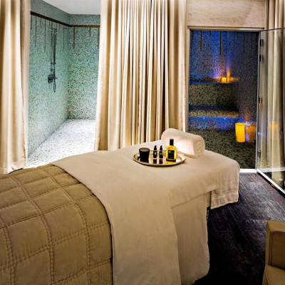 Well Suite - Treatment Room