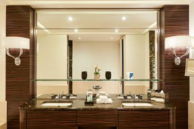 Macassar Suite