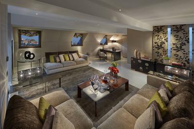 Oriental Penthouse Suite