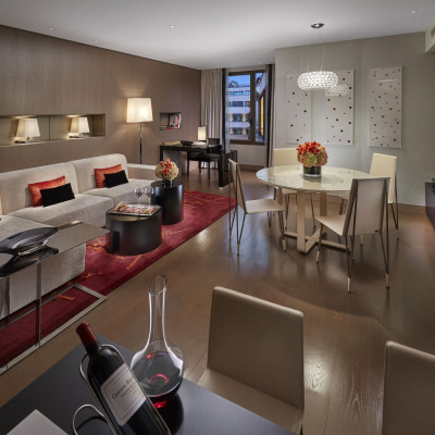 Couture Suite