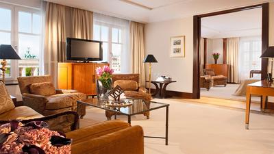 Brandenburg Gate Suite