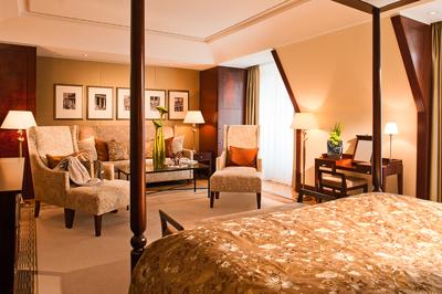 Brandenburg Gate Deluxe Suite