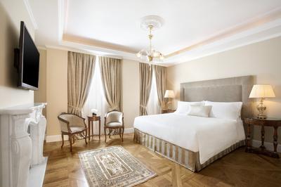 2-Bedroom Penthouse Suite