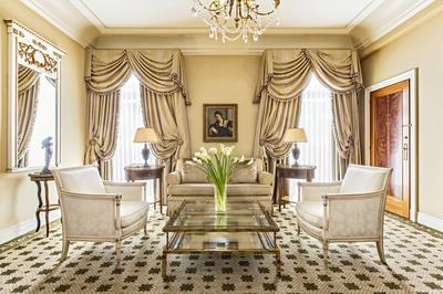 Executive Acropolis Suite