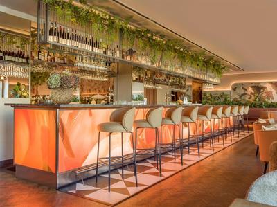 Bar Lounge