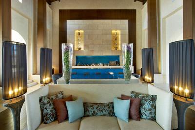 Anax Lounge