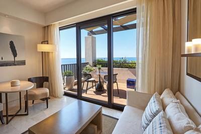 Premium Deluxe Room - Sea View, Twin