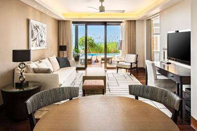 Premium Grand Infinity Suite