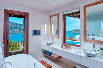 Island Luxury Suite