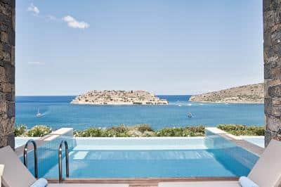 Superior Bungalow Pool