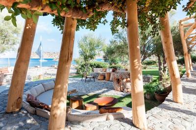 The Isola Beach Club