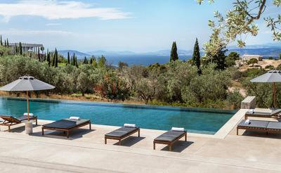 Six Bedroom Villa