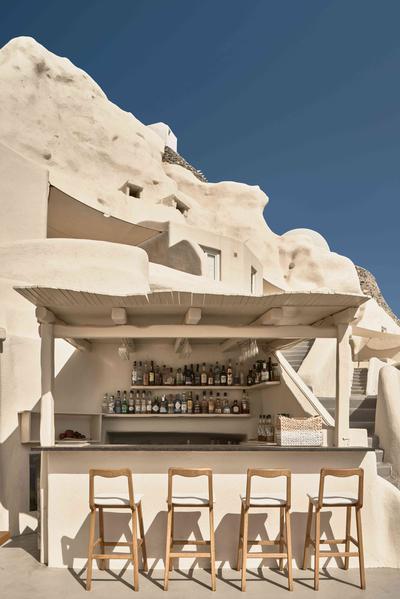 Aura Bar