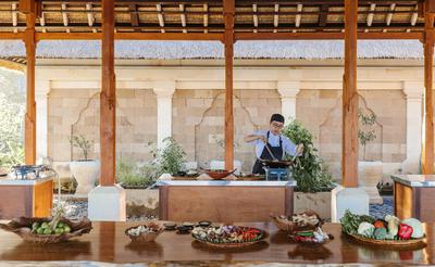 Harvest Table