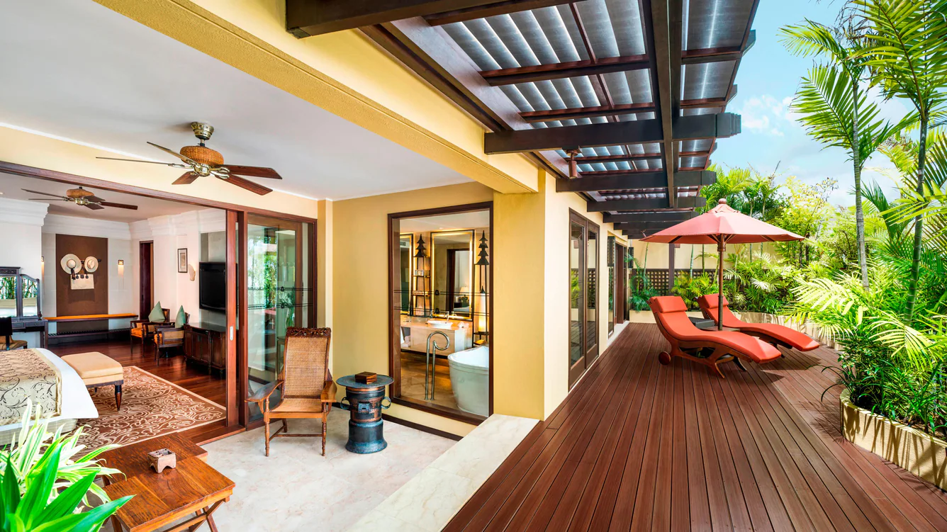 St Regis Orchid Suite, 1 Bedroom Suite, 1 King, Garden view, Balcony