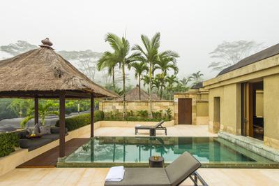 Borobudur Pool Suite
