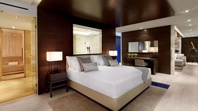 The Ritz-Carlton Suite